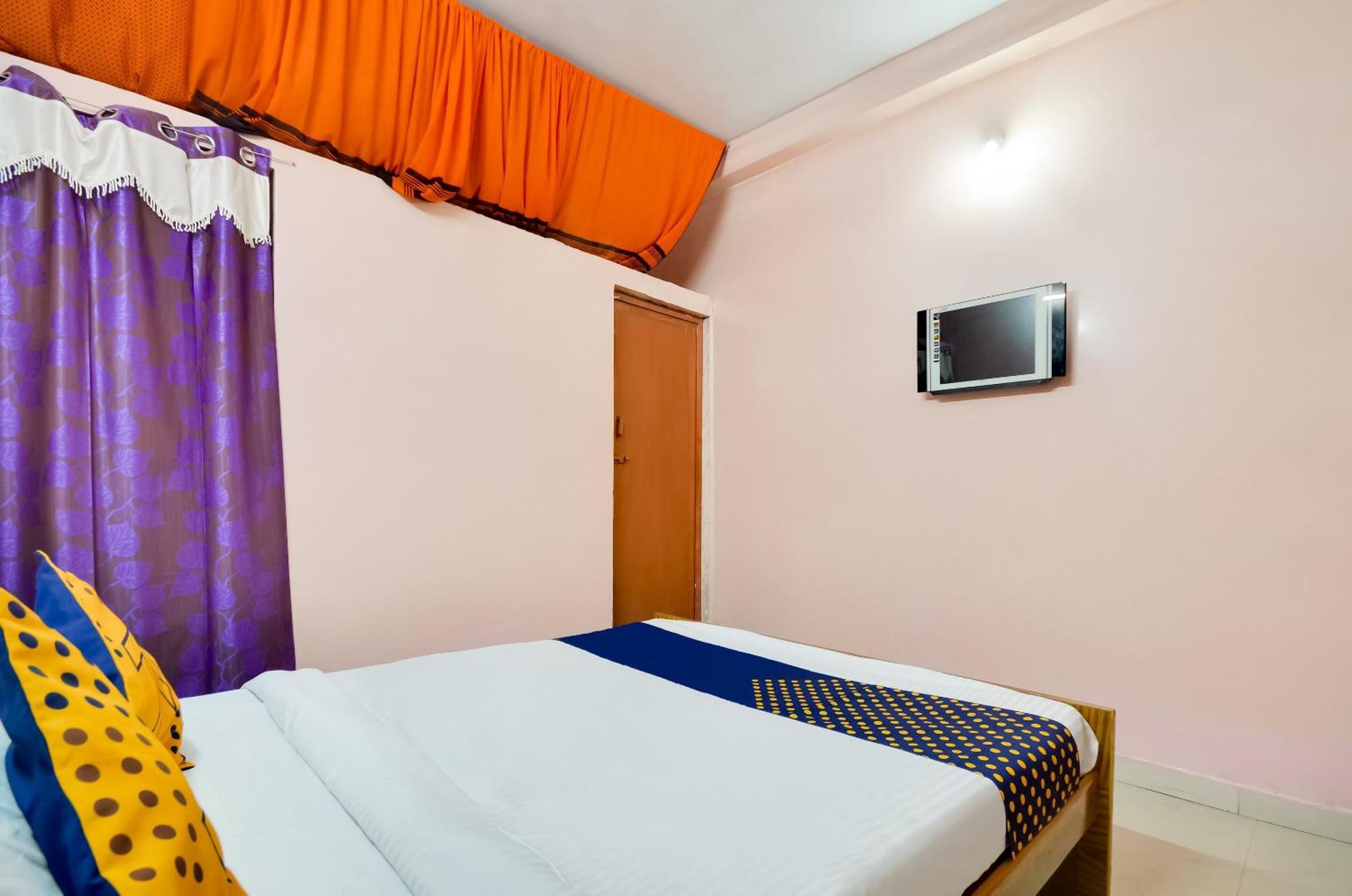 Hotel O Sri Murugan Lodge Coimbatore Esterno foto