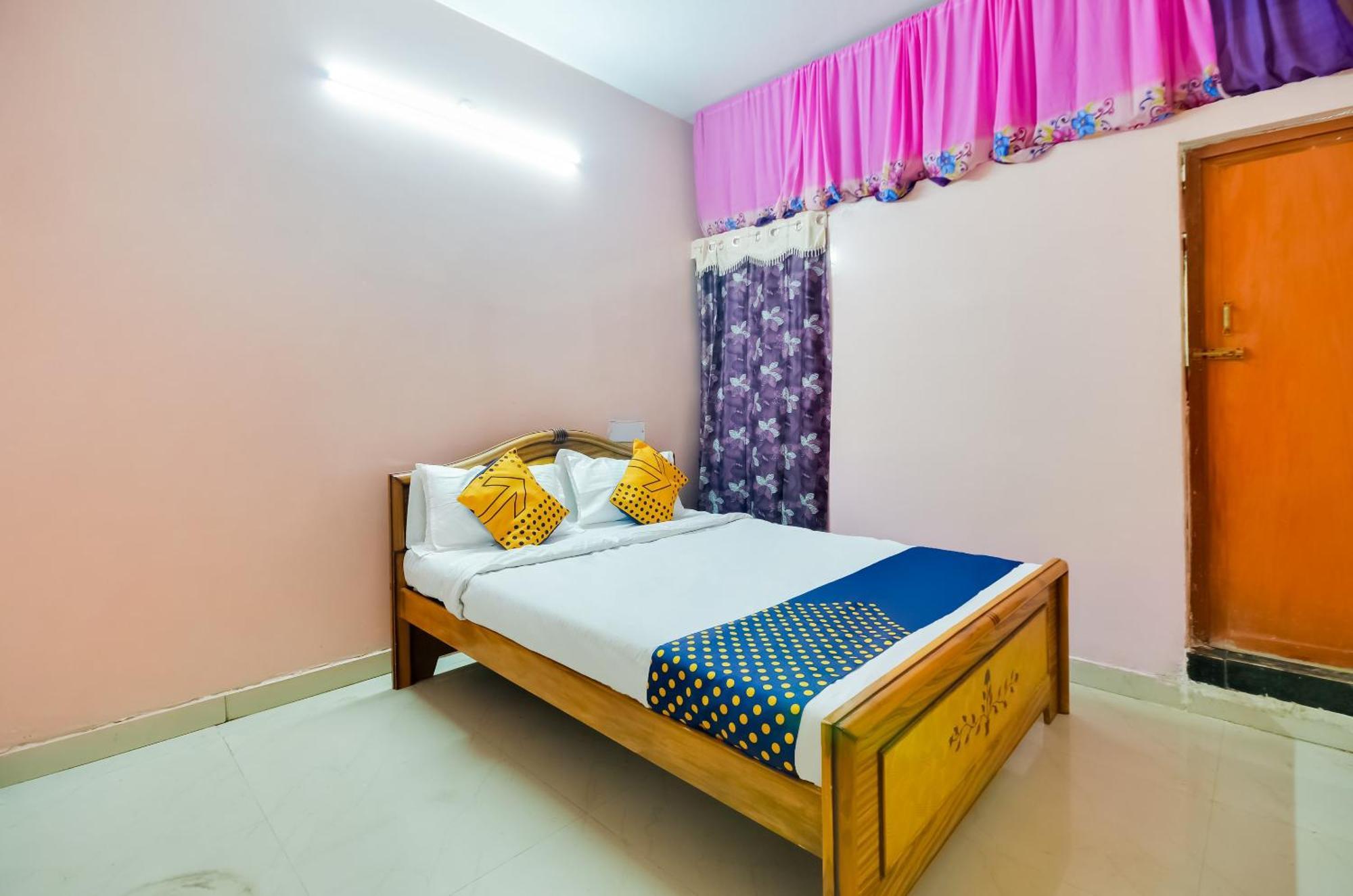 Hotel O Sri Murugan Lodge Coimbatore Esterno foto