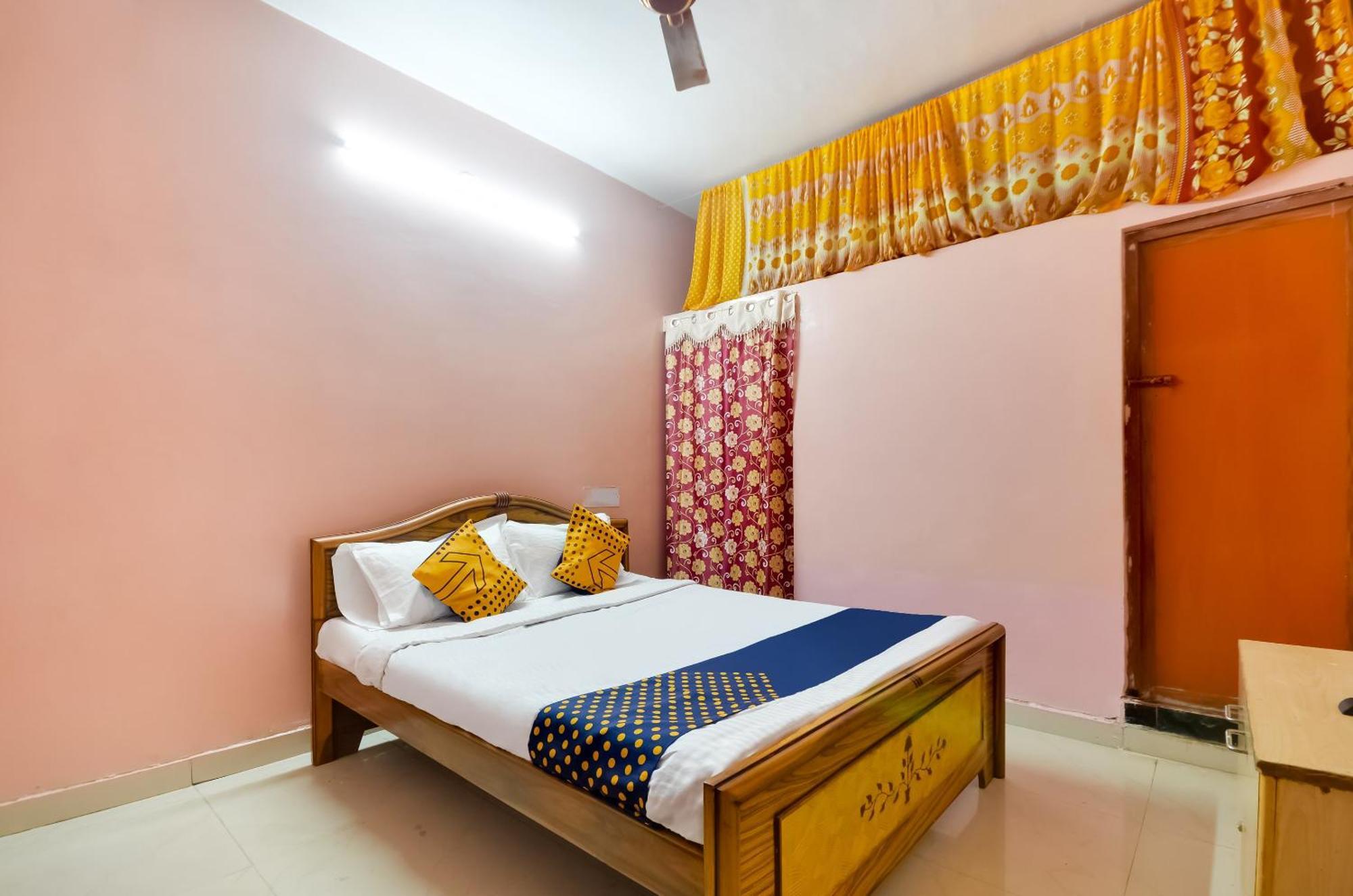 Hotel O Sri Murugan Lodge Coimbatore Esterno foto