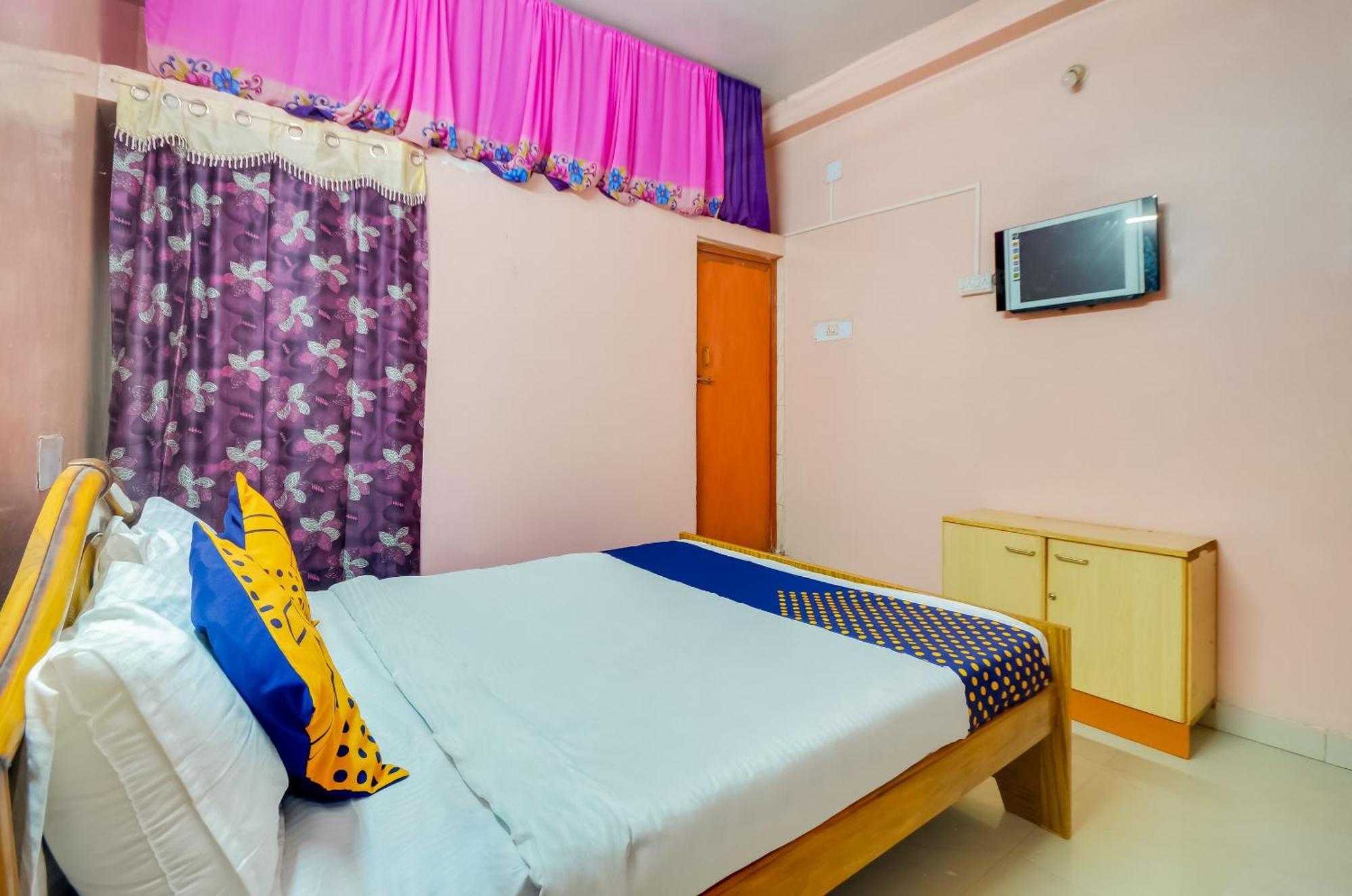 Hotel O Sri Murugan Lodge Coimbatore Esterno foto
