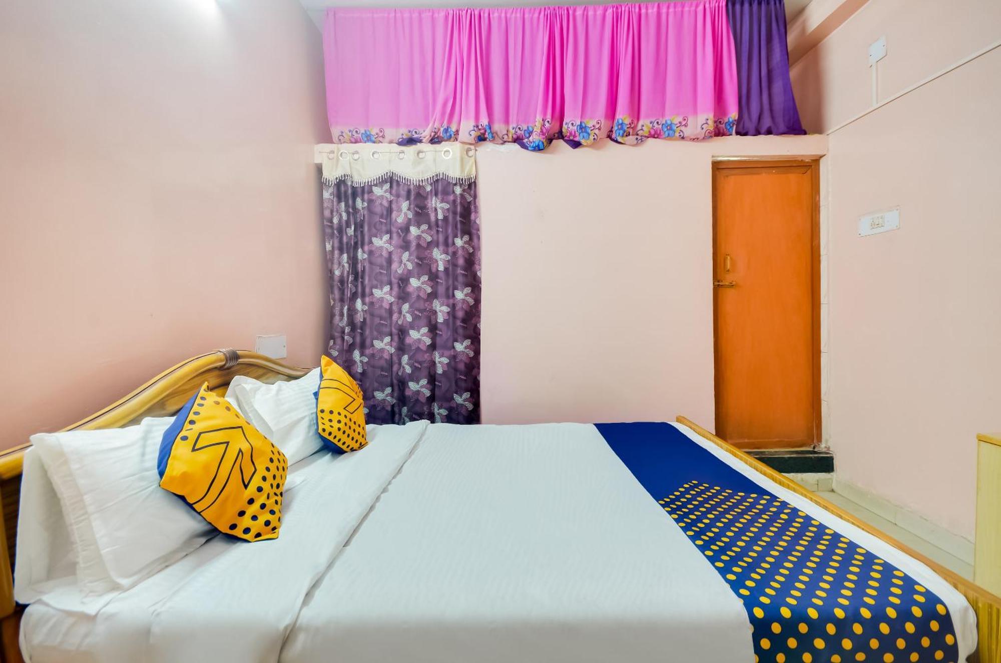 Hotel O Sri Murugan Lodge Coimbatore Esterno foto